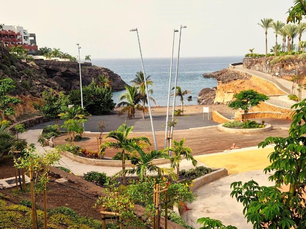 Skyline View Apartment - Free Private Parking Including & Guest Bonus Costa Adeje  Esterno foto